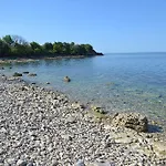 招待所 Lana 3*